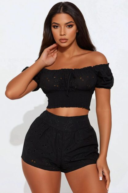 Set Corto Off-Shoulder con Detalles Calados - Image 2