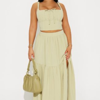 Set Top Corset y Falda Maxi Estilo Rural