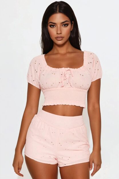 Set Corto Off-Shoulder con Detalles Calados - Image 5